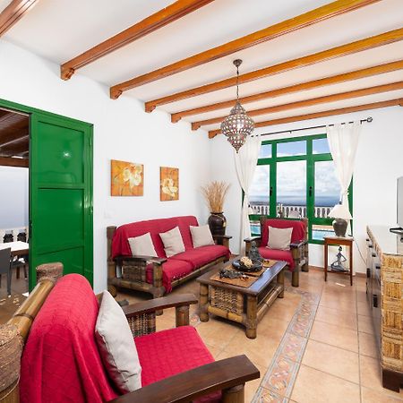 Villa Sol Y Mar Яйса Екстер'єр фото